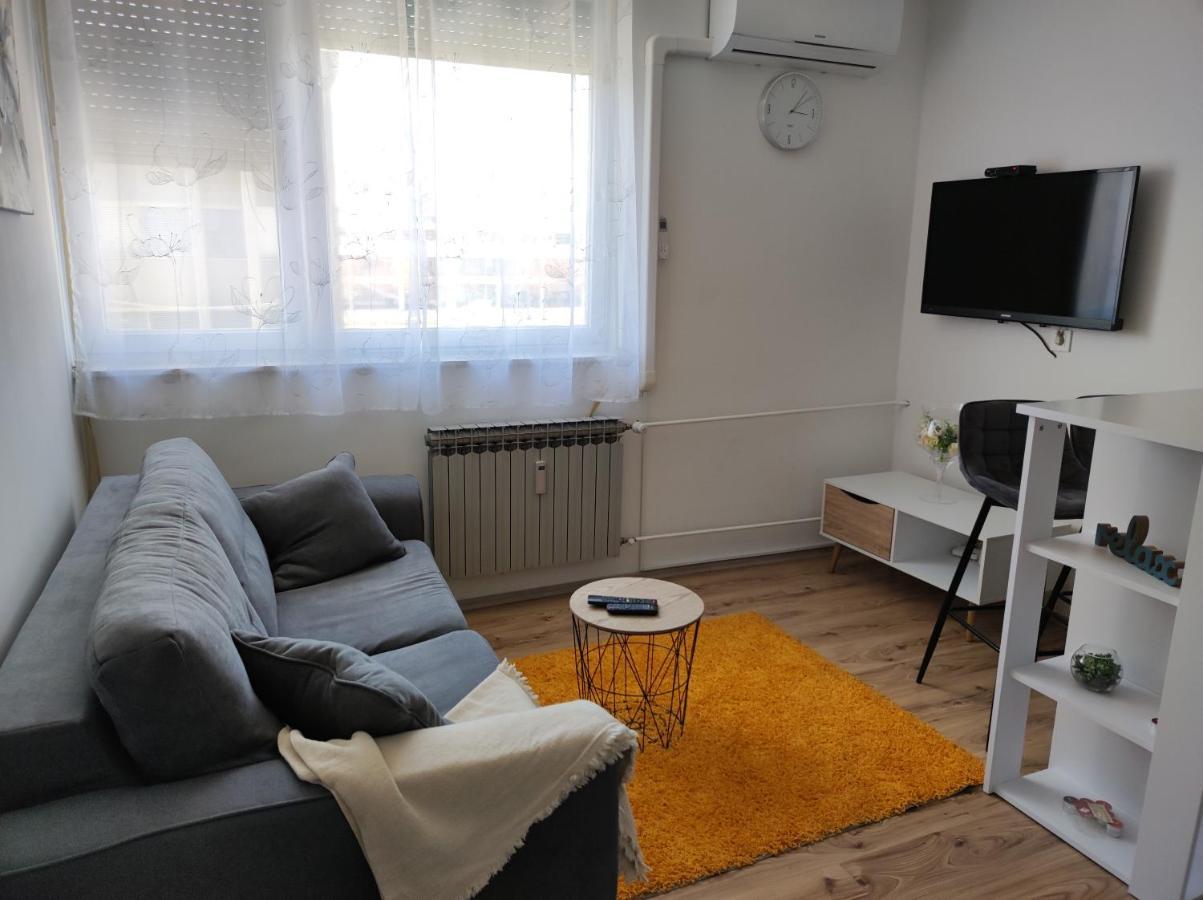 Apartman Emy Károlyváros Kültér fotó