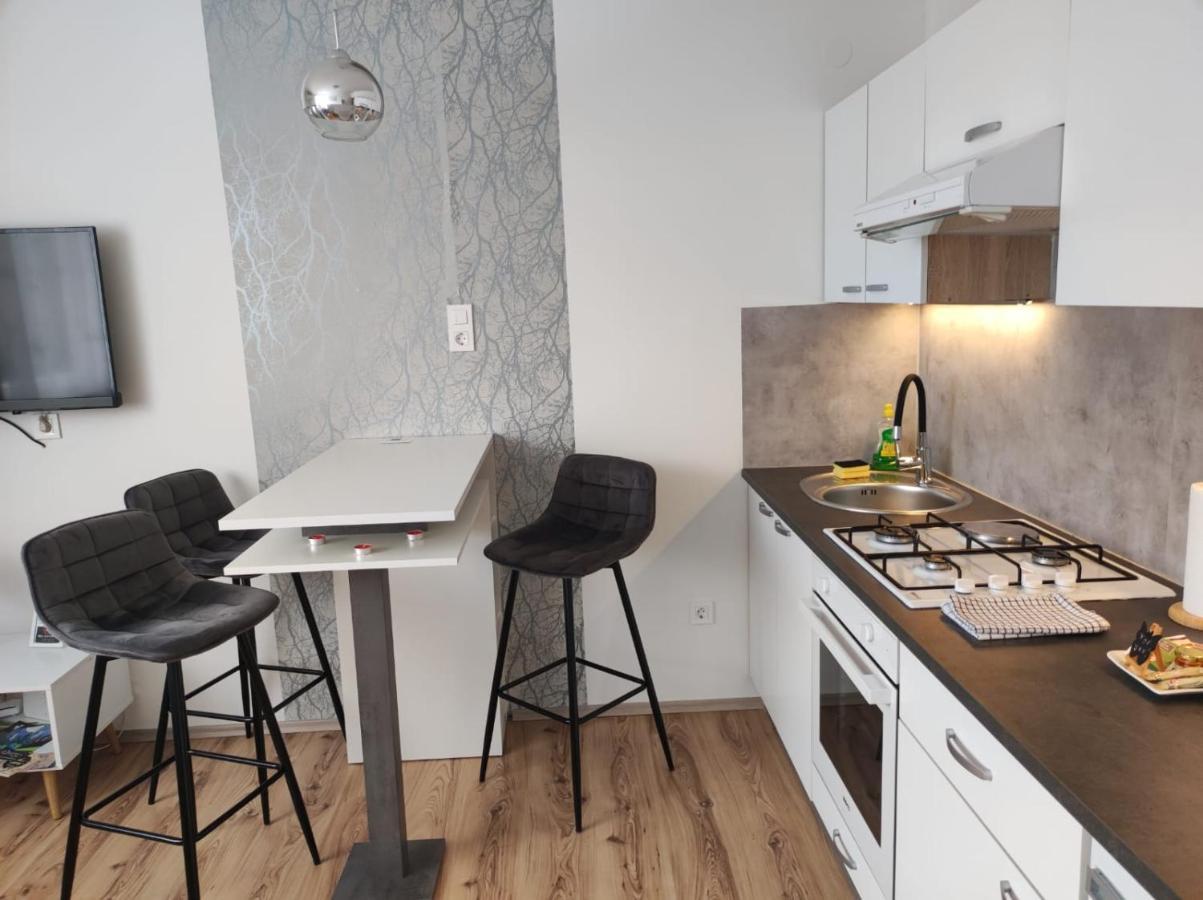 Apartman Emy Károlyváros Kültér fotó